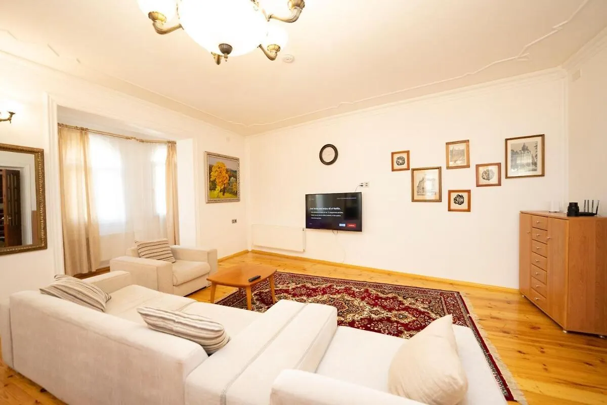 Lägenhet Unique Stay In Old Town Baku
