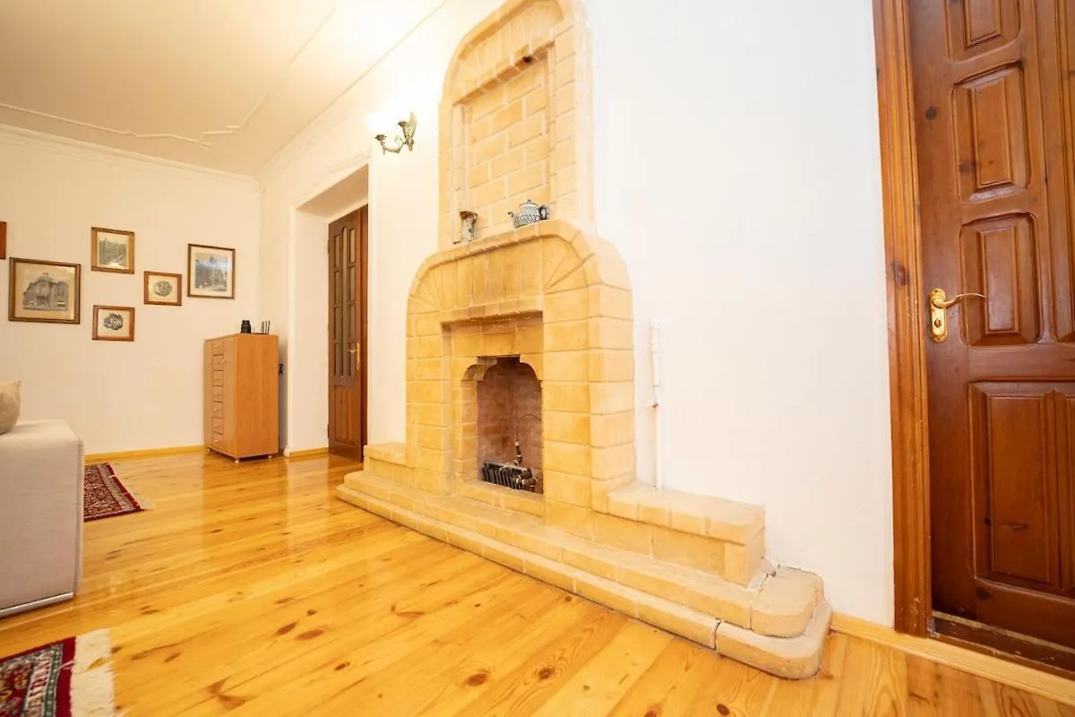 Unique Stay In Old Town Baku 0*,